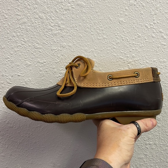 Sperry womens one eye waterproof slipon duck booties brown tan.Worn a few times - Picture 1 of 9